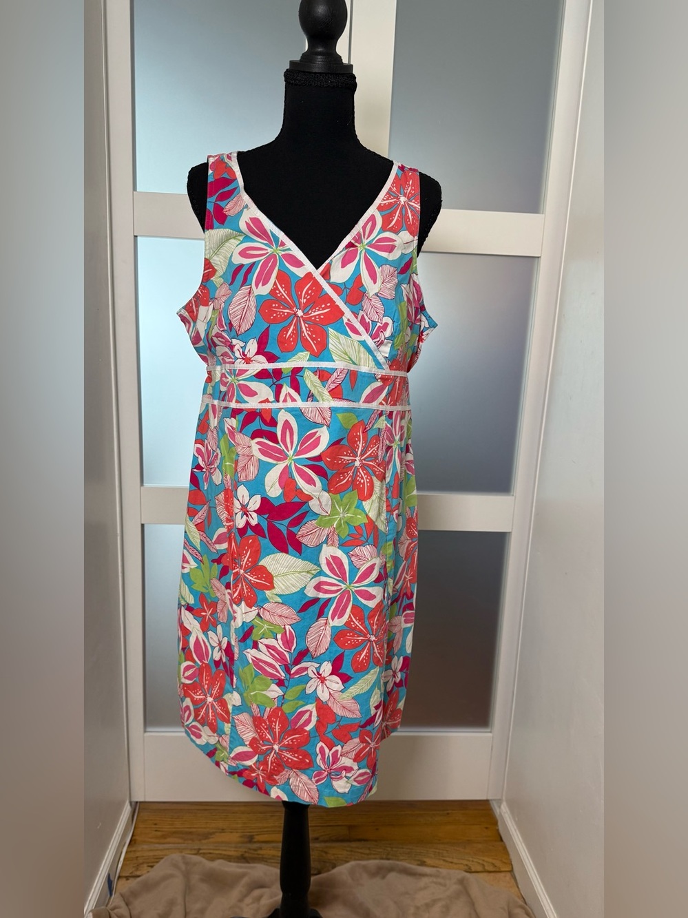 Motherhood Maternity Floral Shift Dress, size Large.